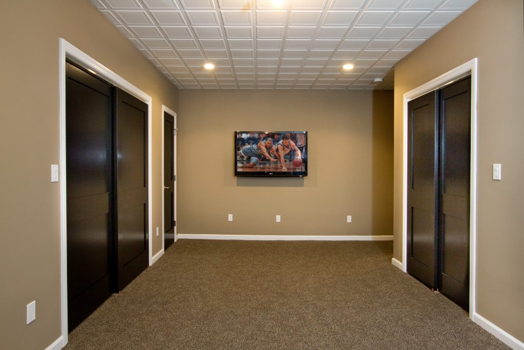 Roslyn Heights Residence