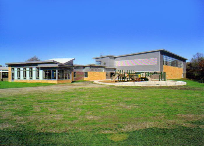 Babylon Elementary School - Photo 1
