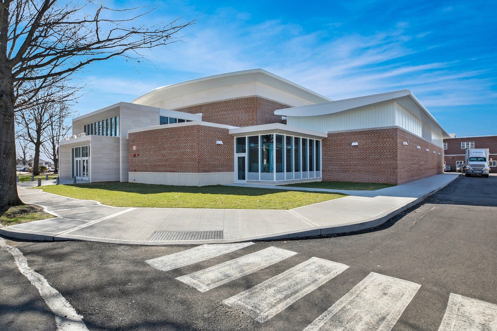 Floral Park High School - Photo 3