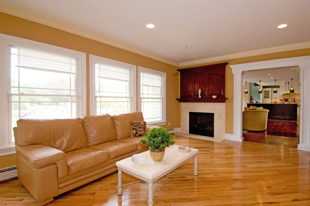 East Islip Residence - Photo 4