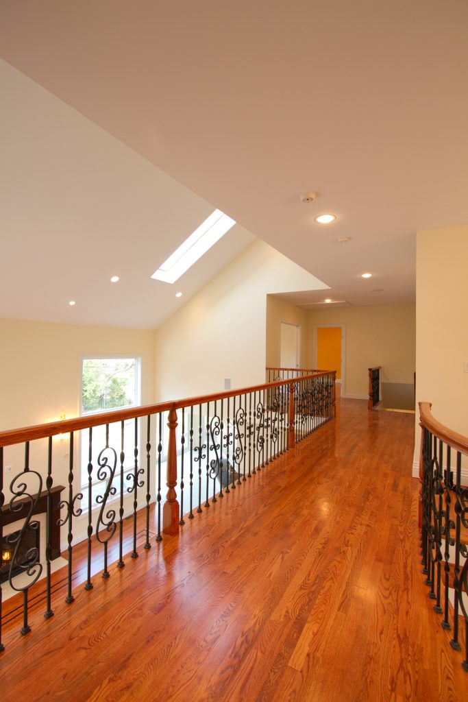 Lake Success Residence - Photo 1