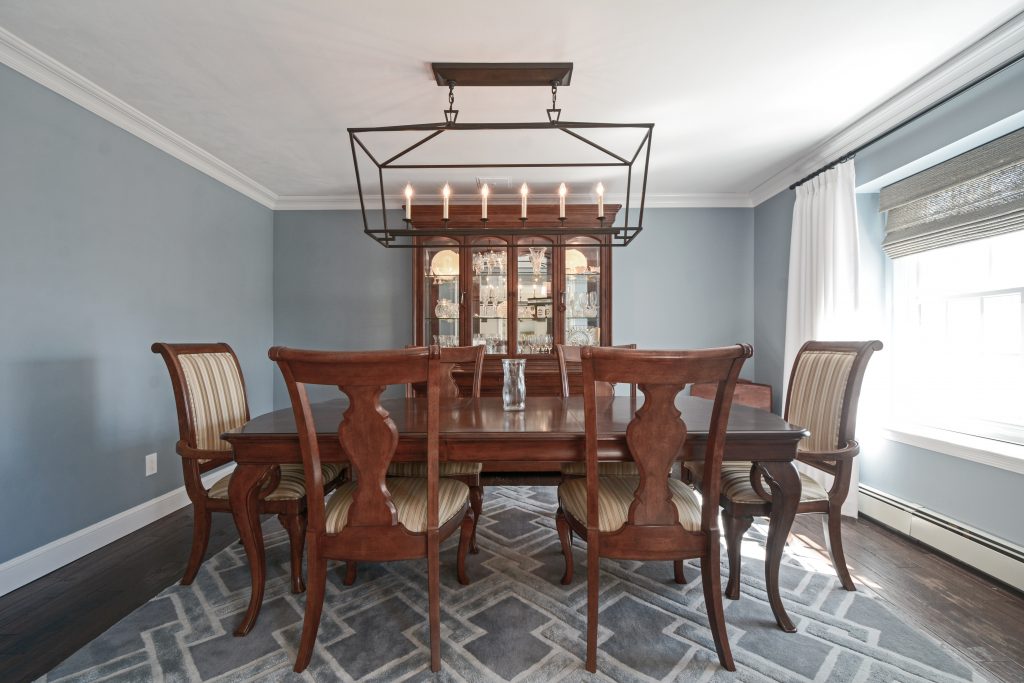 Smithtown Residence - Photo 6