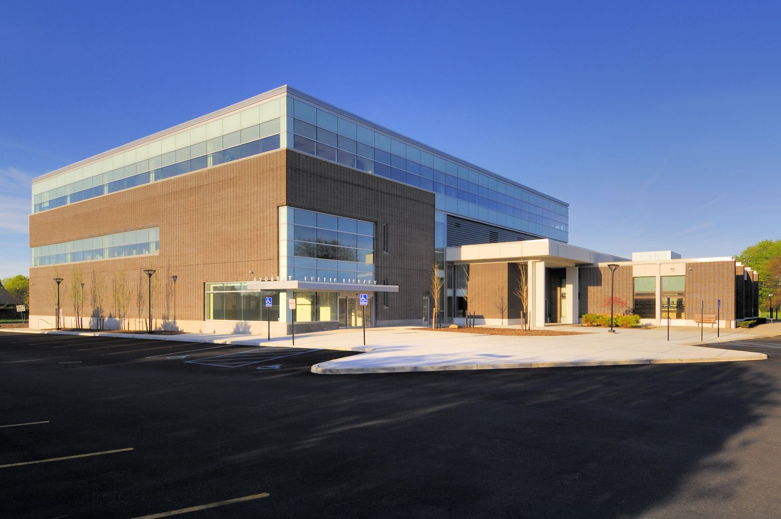 Syosset Public Library - Photo 5