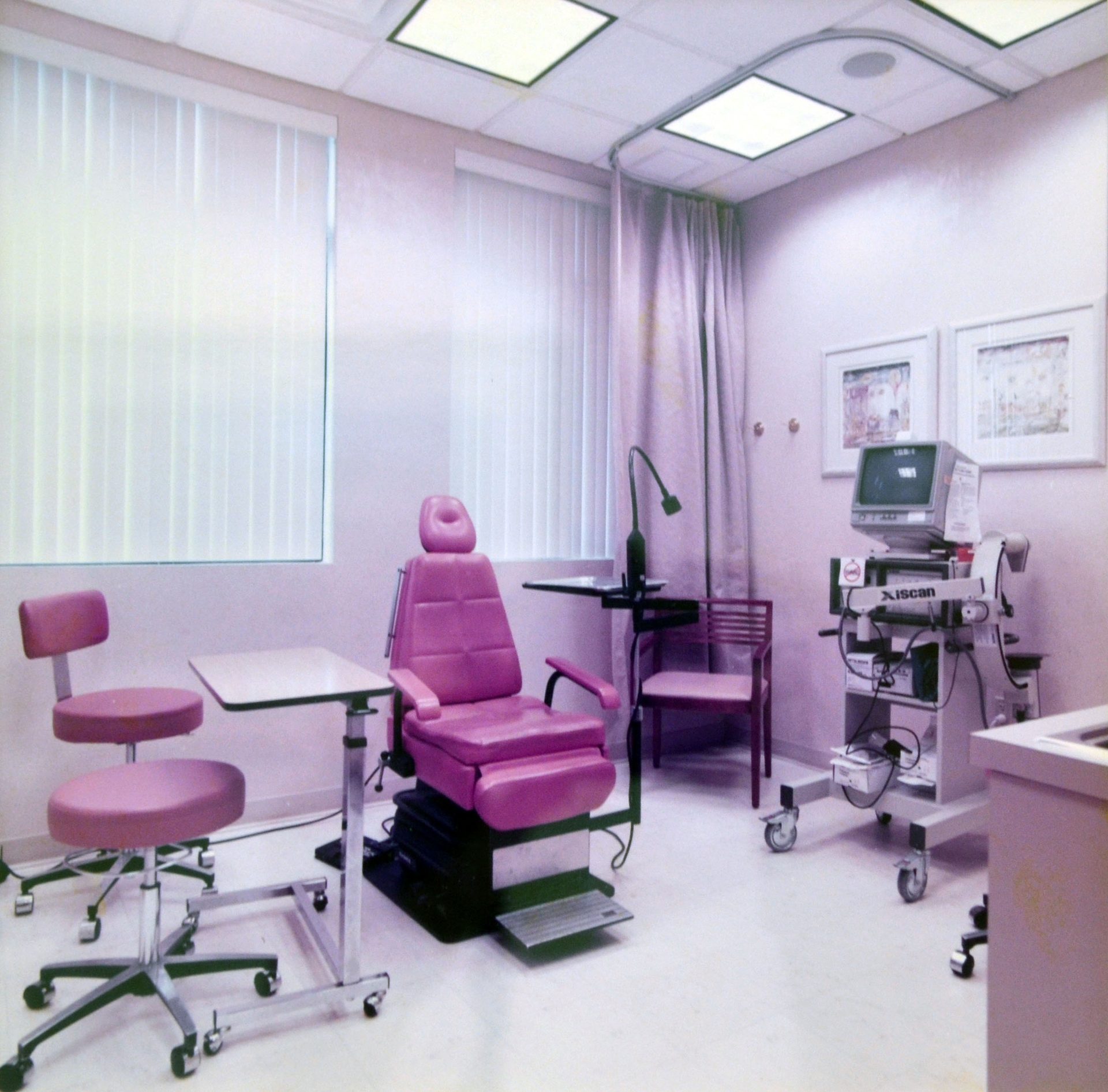 Plastic Surgery Office-Manhasset - Photo 3
