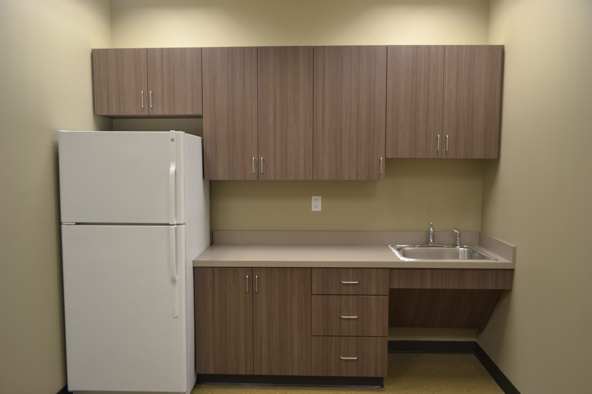 Private Office-Hauppauge - Photo 1